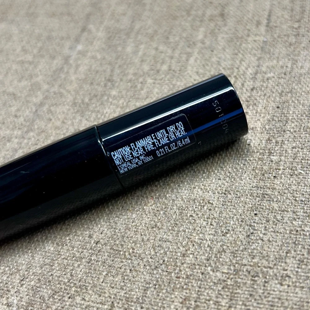 ❤️3 for $25❤️ L'oreal Paris Brilliant Signature Shiny Lip Stain Lipstick